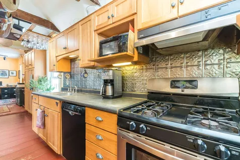 23 Hill Street Dover NH 03820