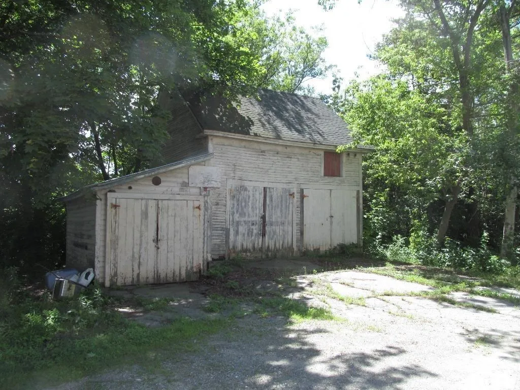 107 Washington Street Claremont NH 03743