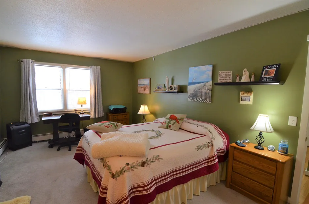35 Floyd Avenue Lebanon NH 03748