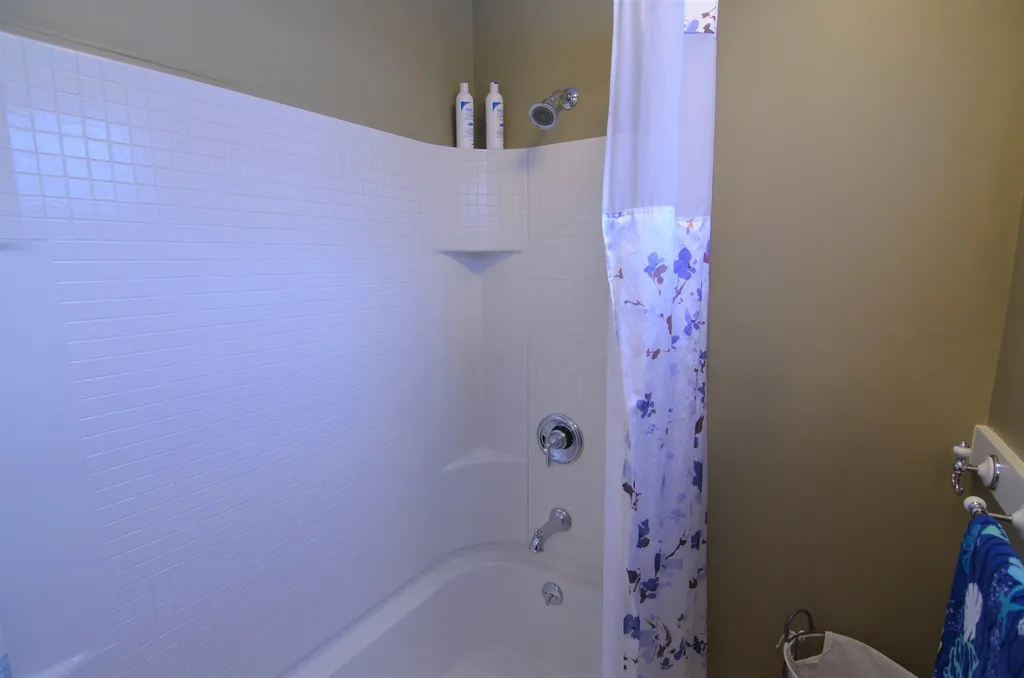 35 Floyd Avenue Lebanon NH 03748