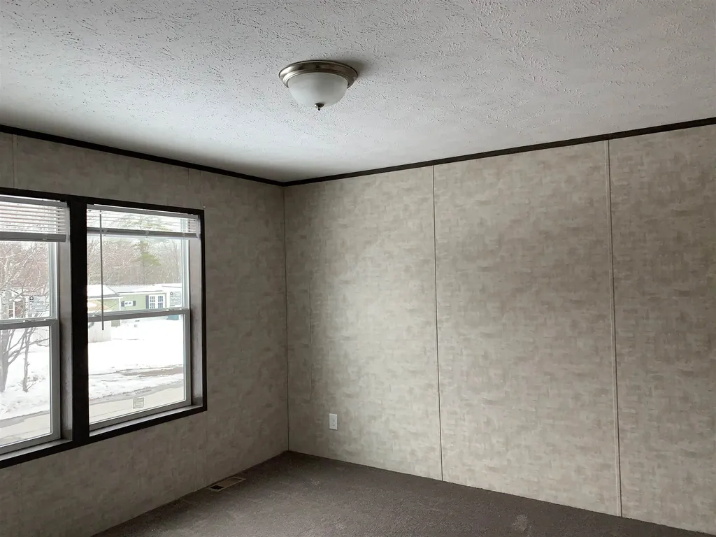 47 Cleo Circle Rochester NH 03868