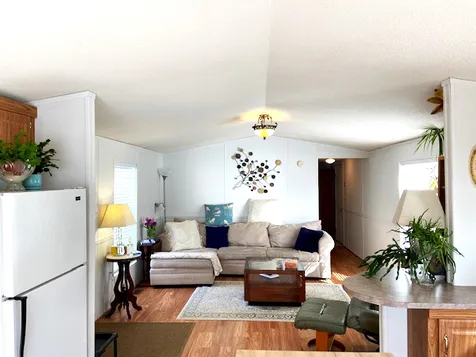 27 Desfosses Avenue Portsmouth NH 03801