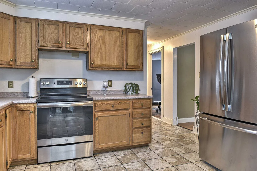 22 Hooper Street Keene NH 03431