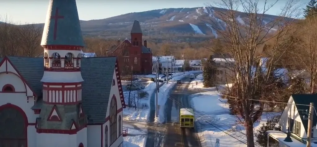 27 High Street Ludlow VT 05149