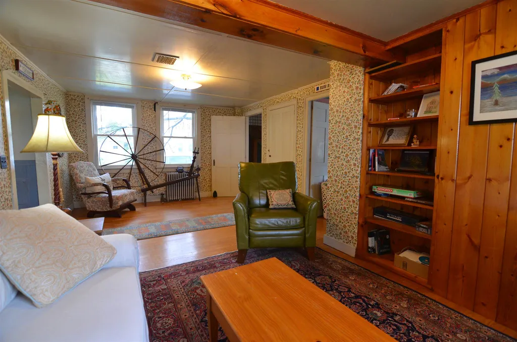 27 High Street Ludlow VT 05149