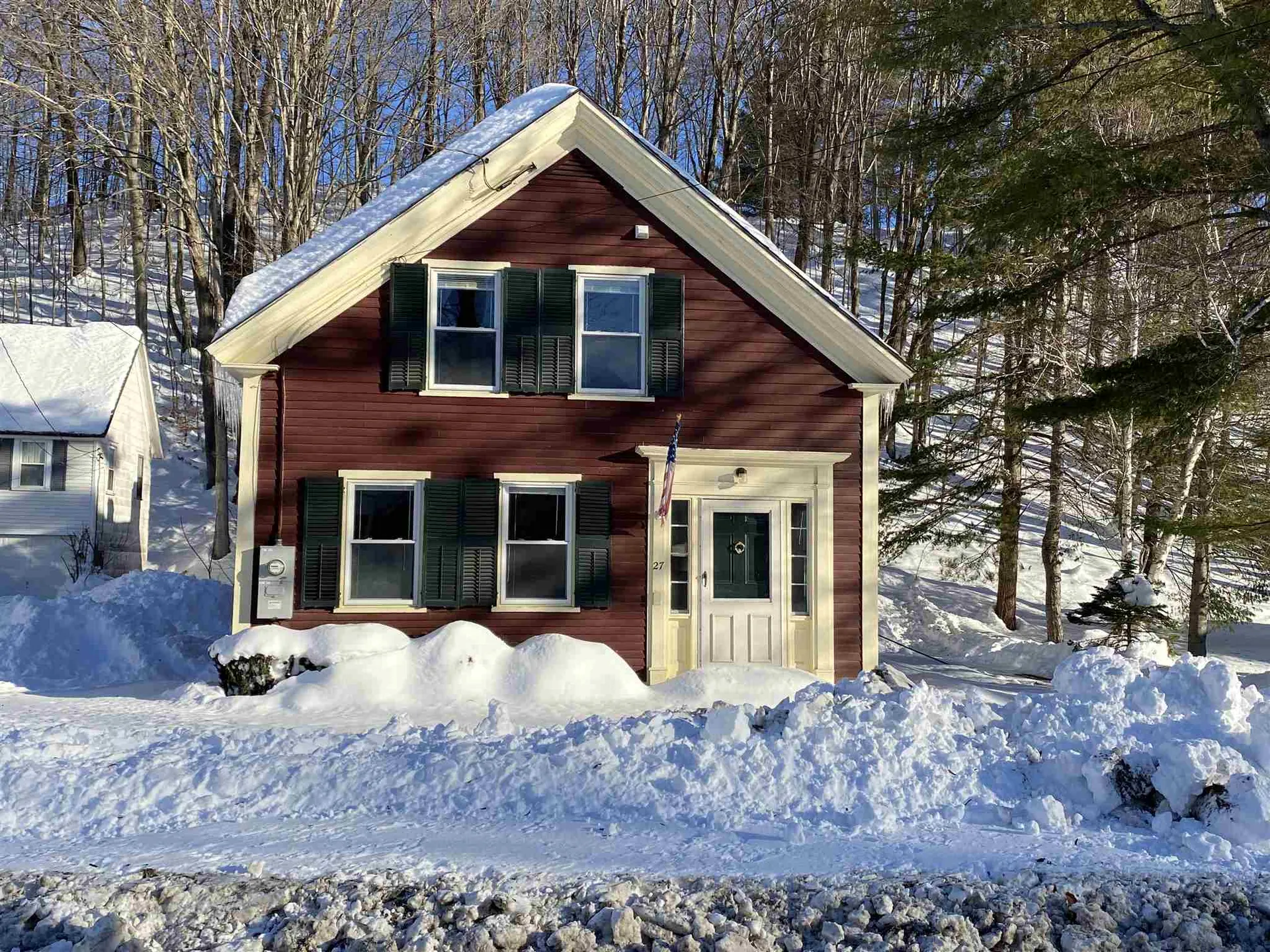 27 High Street Ludlow VT 05149