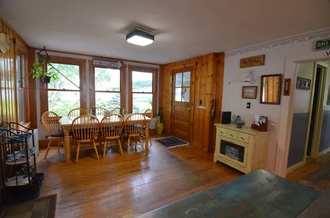 27 High Street Ludlow VT 05149
