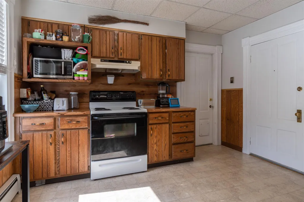 236 Walnut Street Manchester NH 03104