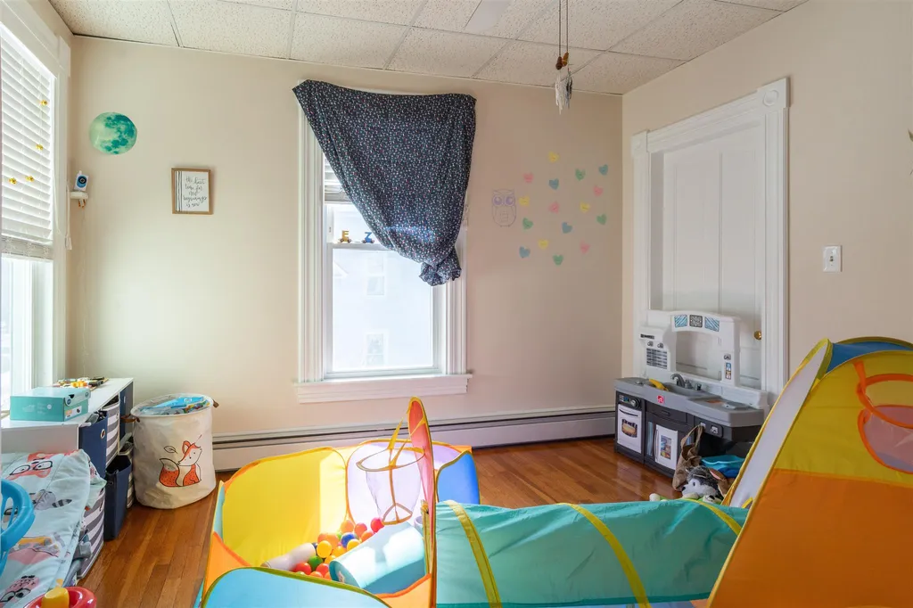 236 Walnut Street Manchester NH 03104