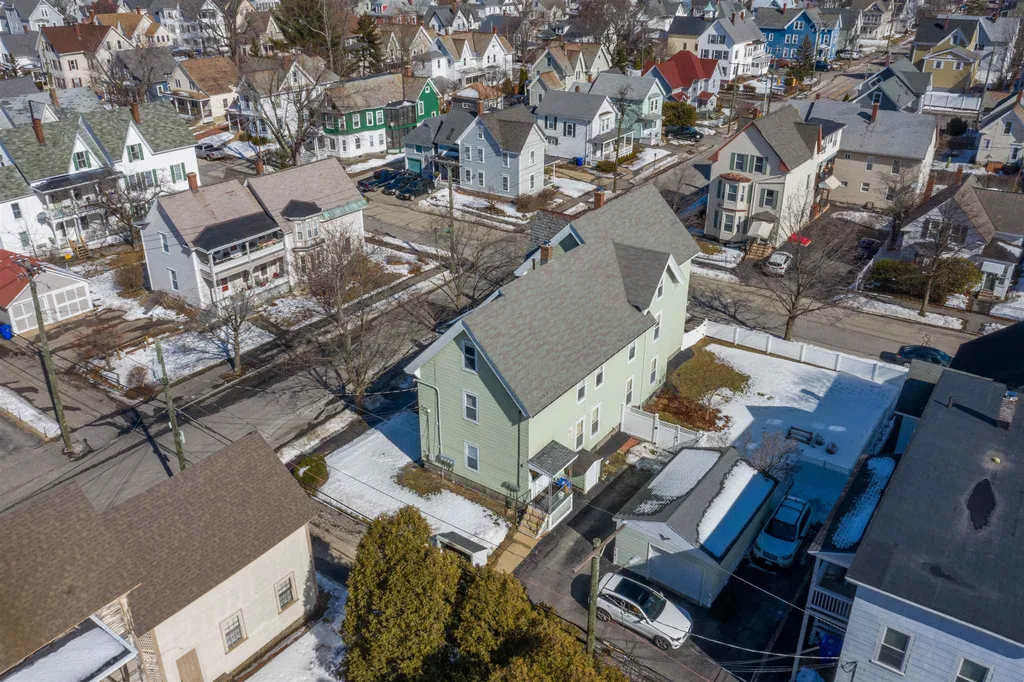 236 Walnut Street Manchester NH 03104