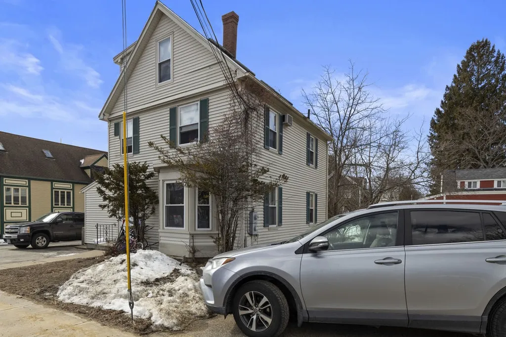 686 Central Avenue Dover NH 03820