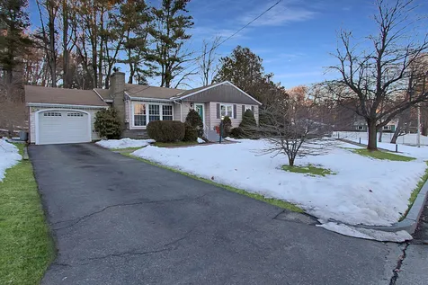 662 Amherst Street Manchester NH 03104
