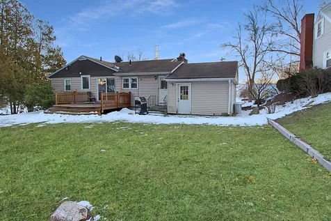 662 Amherst Street Manchester NH 03104