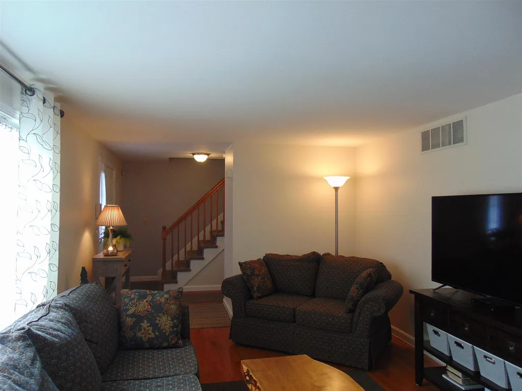 19 Meetinghouse Road Keene NH 03431