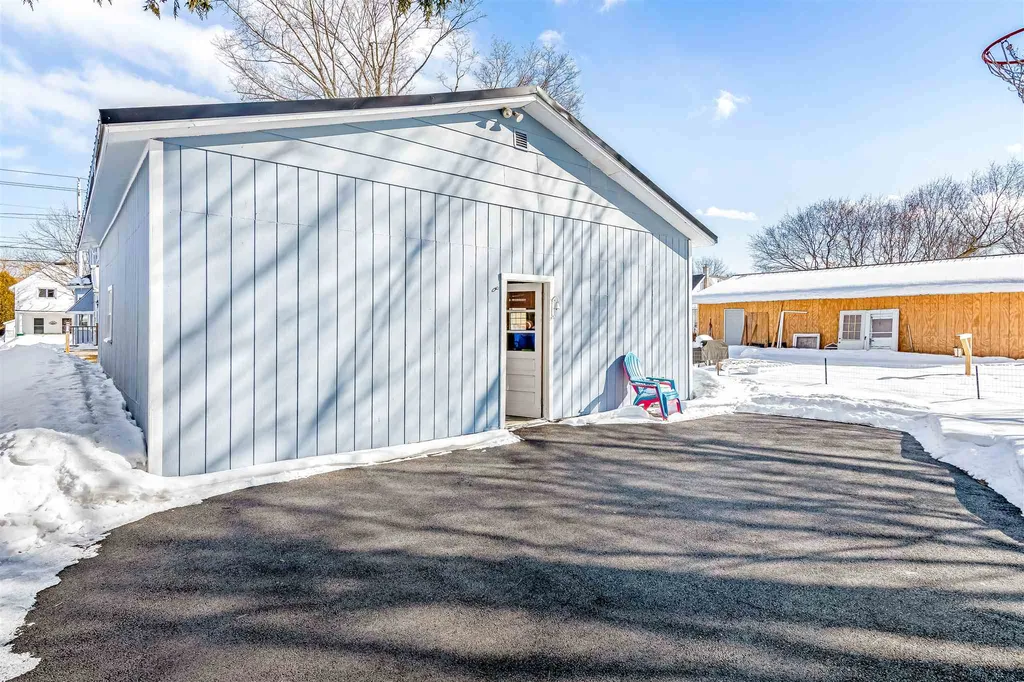 36 North Elm Street St. Albans City VT 05478