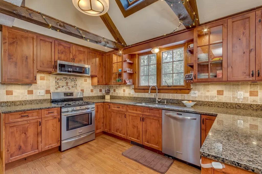 7 Colman Path Merrimack NH 03054