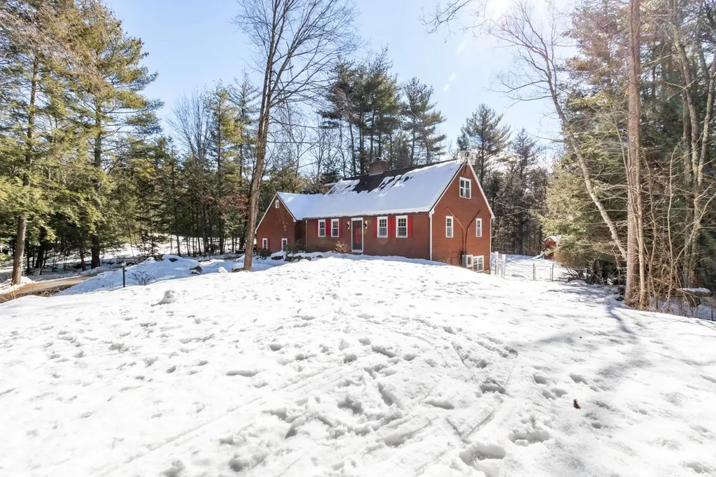 7 Colman Path Merrimack NH 03054
