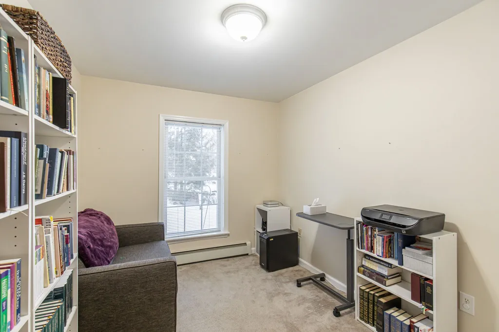 30 Melody Lane Hillsborough NH 03244