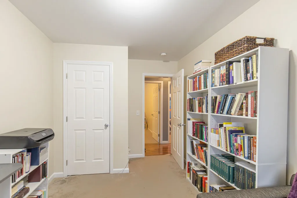 30 Melody Lane Hillsborough NH 03244