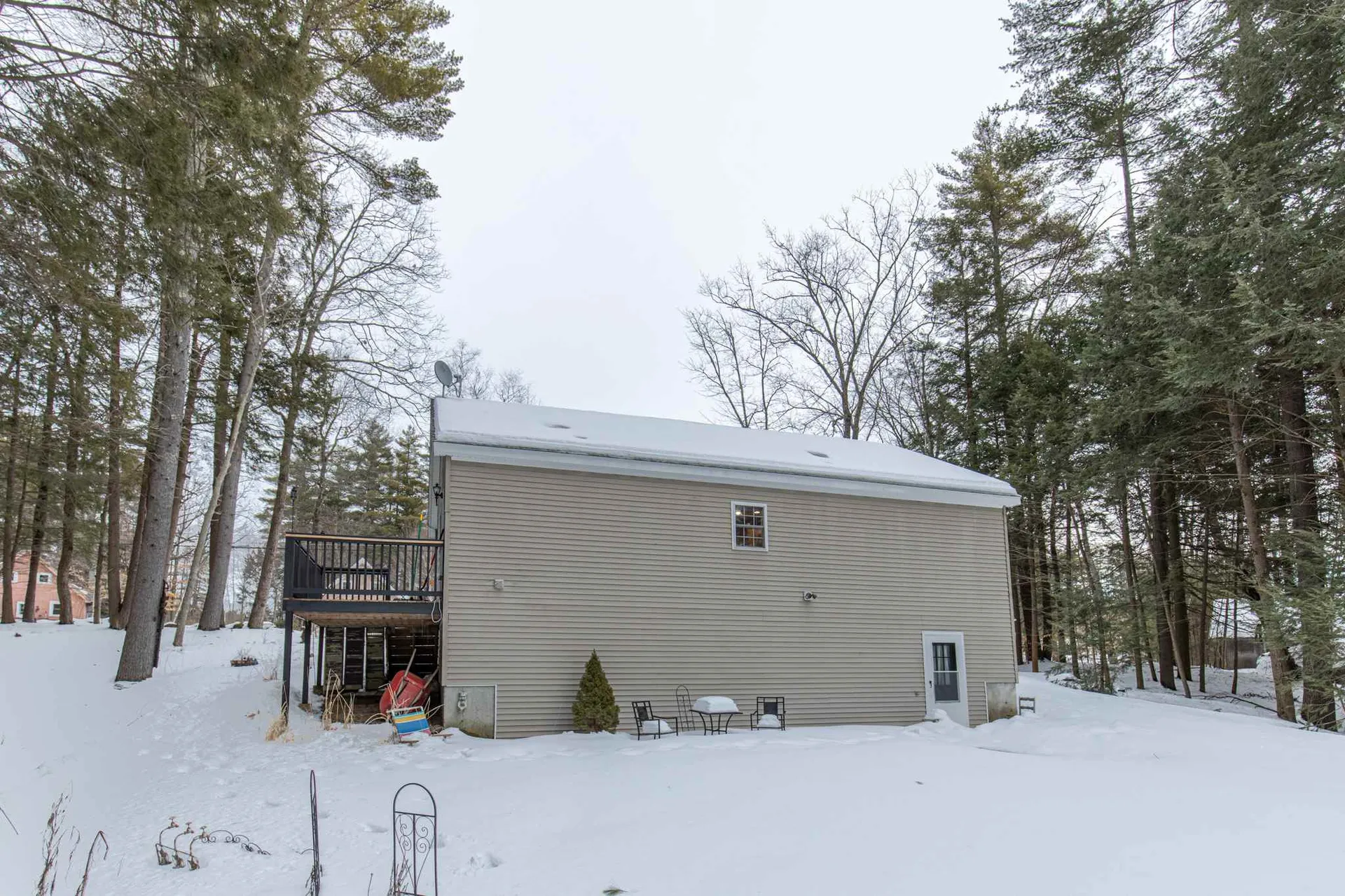 30 Melody Lane Hillsborough NH 03244