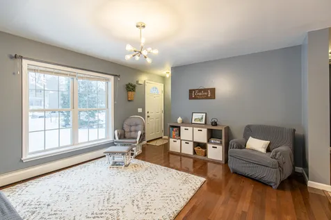 30 Melody Lane Hillsborough NH 03244