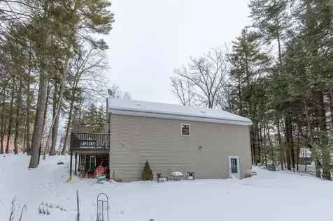30 Melody Lane Hillsborough NH 03244