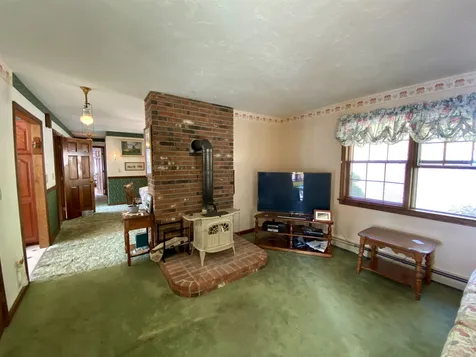 17 Echo Point Road Alton NH 03809