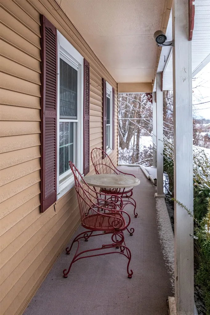 14 Center Road Essex VT 05452