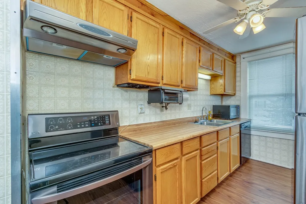 498-500 Kelley Street Manchester NH 03102