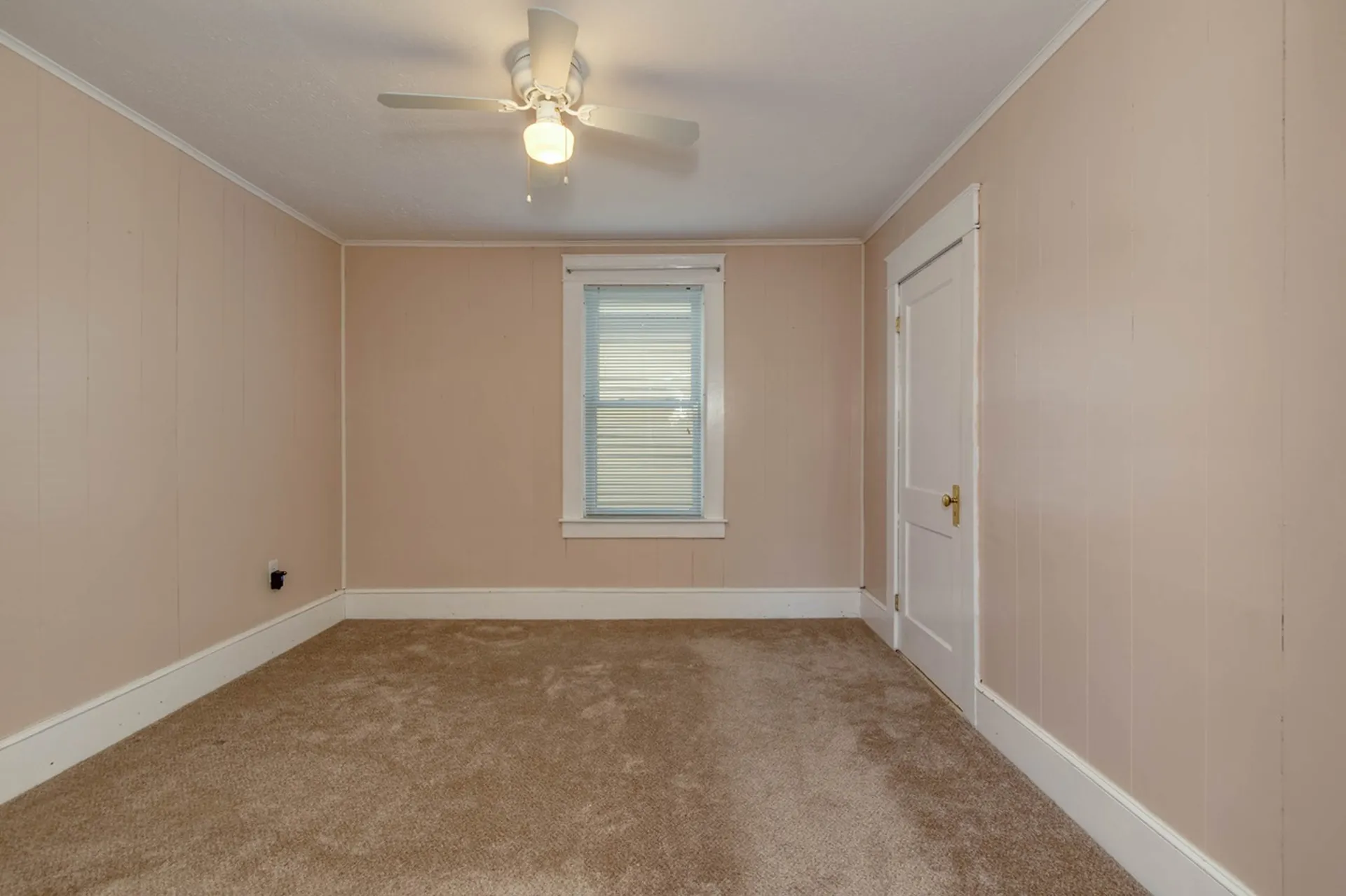 498-500 Kelley Street Manchester NH 03102