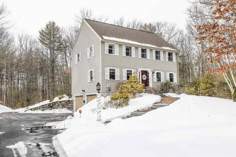 98 Heather Circle Auburn NH 03032
