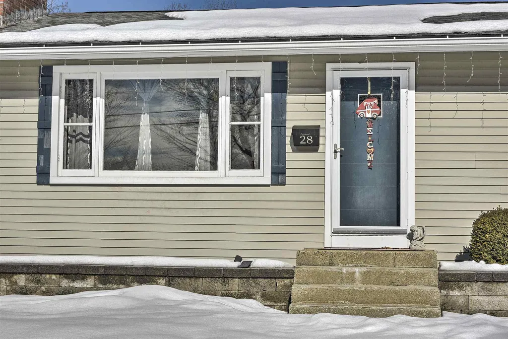28 Bellevue Street Keene NH 03431