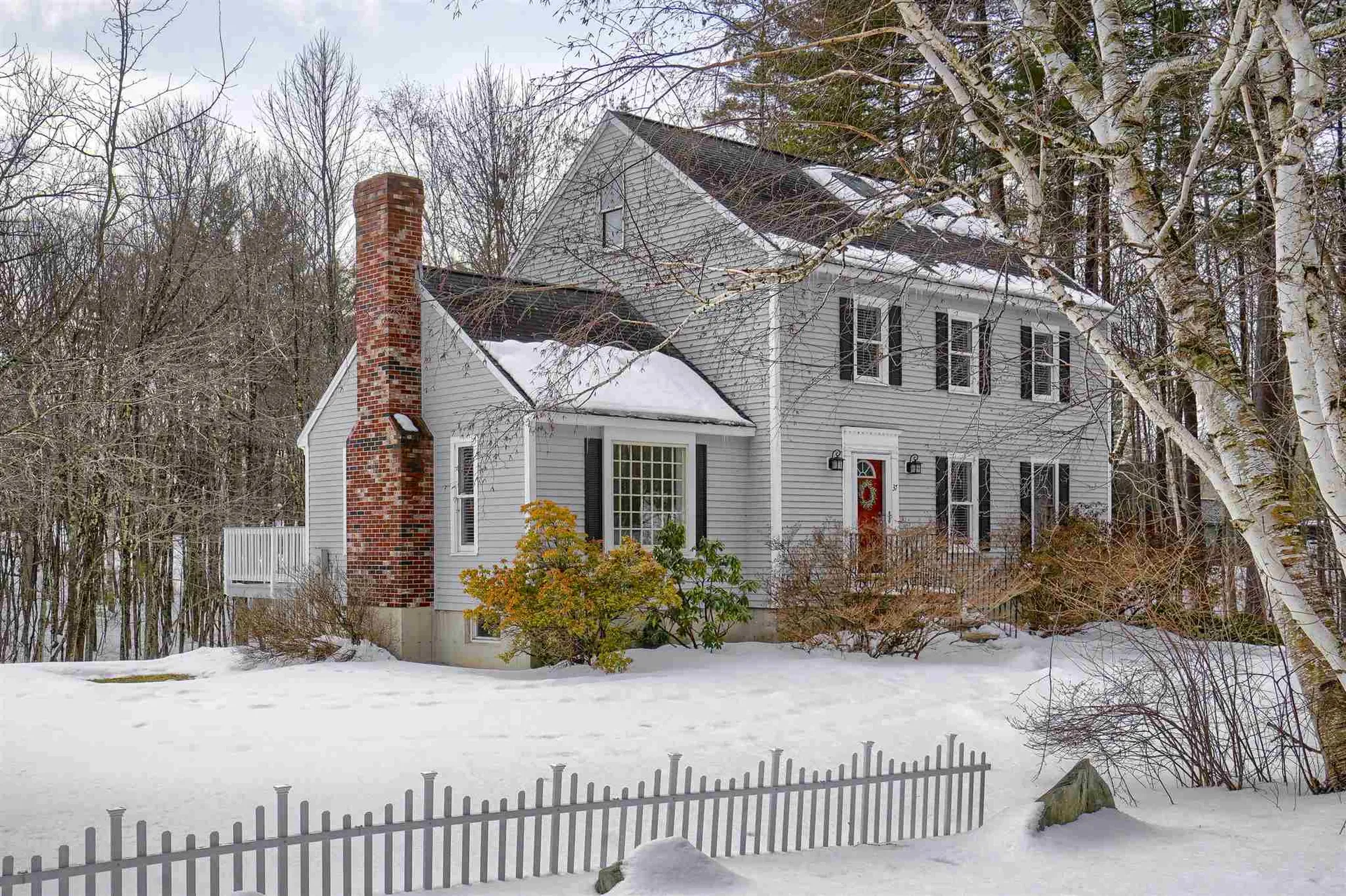 37 English Range Road Derry NH 03038