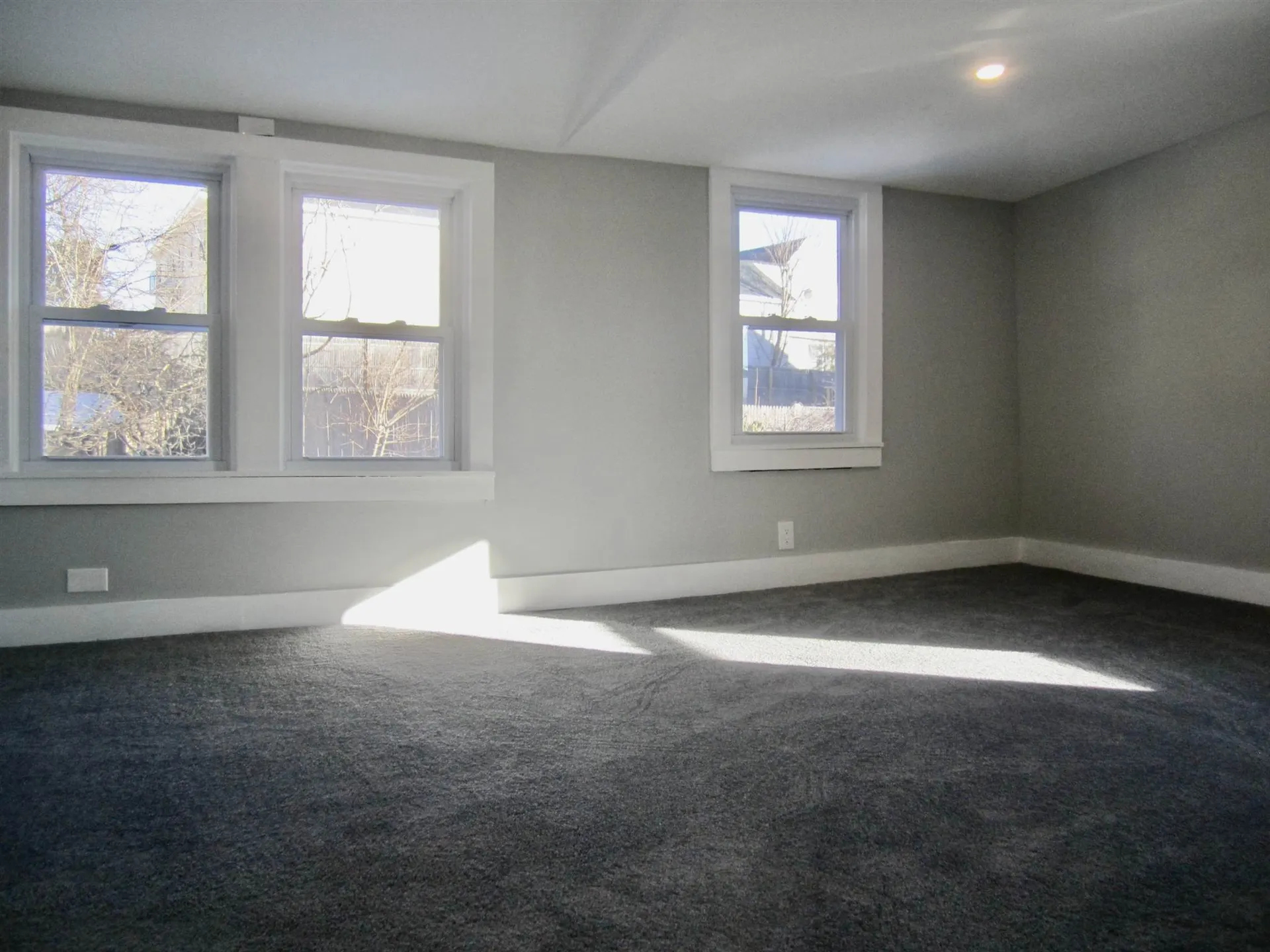 106 Burke Street Nashua NH 03060