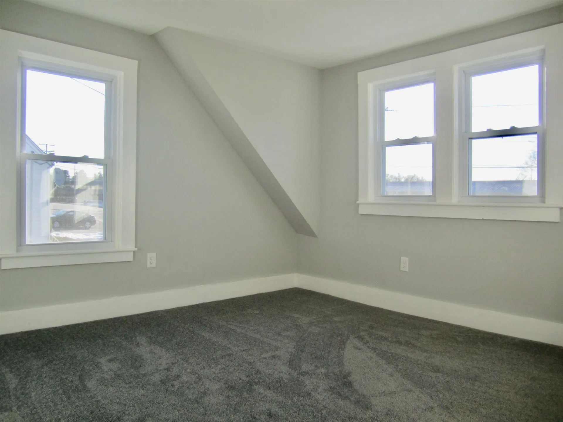 106 Burke Street Nashua NH 03060
