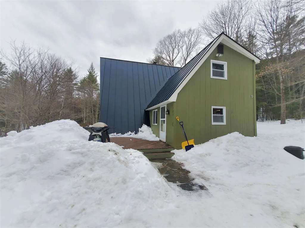 121 Moose Mountain Road Canaan NH 03741