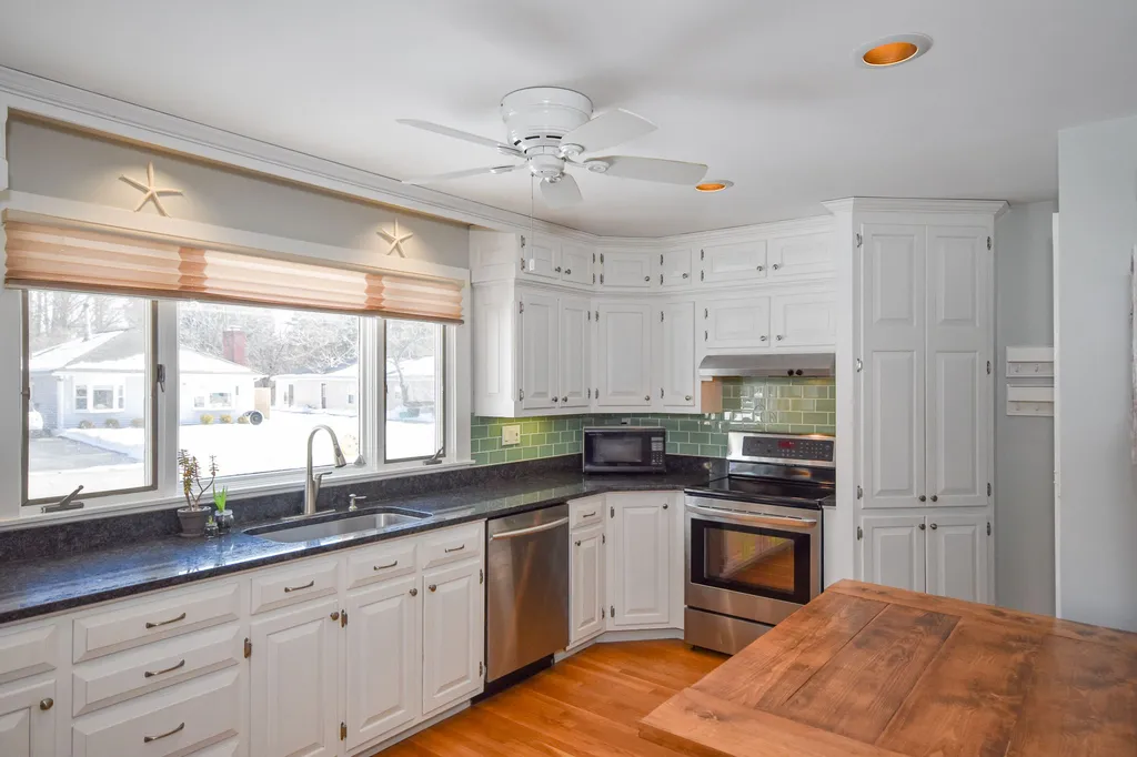 67 Hillcrest Drive Portsmouth NH 03801