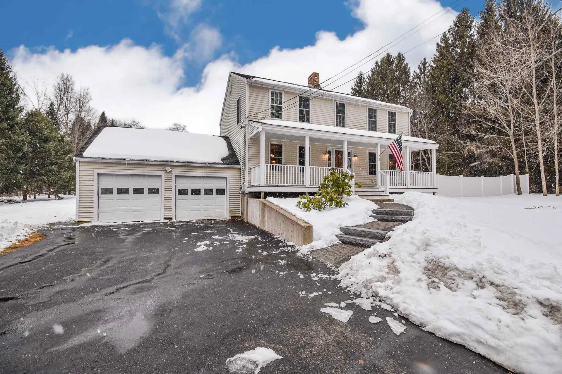 5 Sandy Point Road Stratham NH 03885