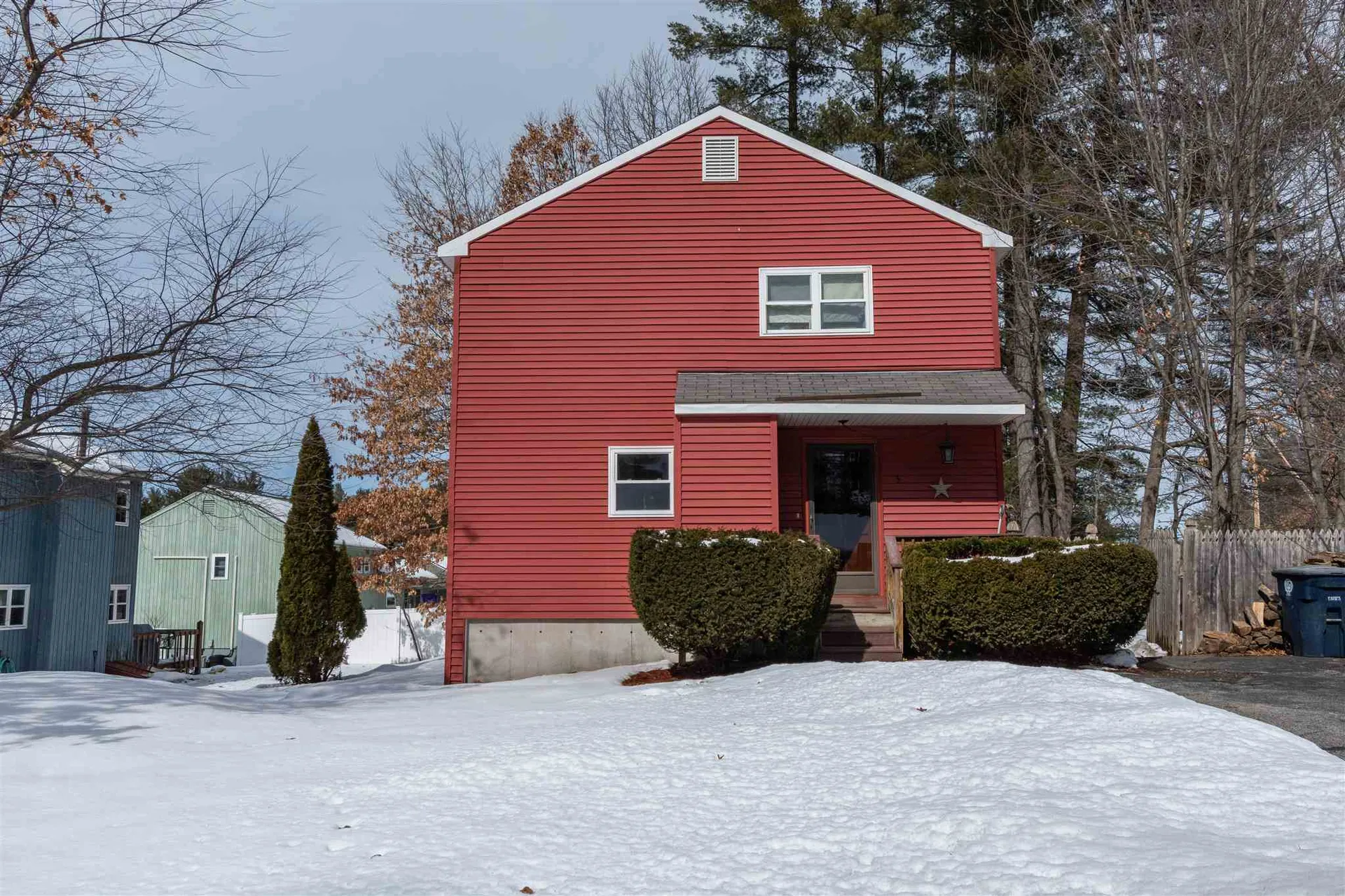 5 Madera Circle Nashua NH 03062