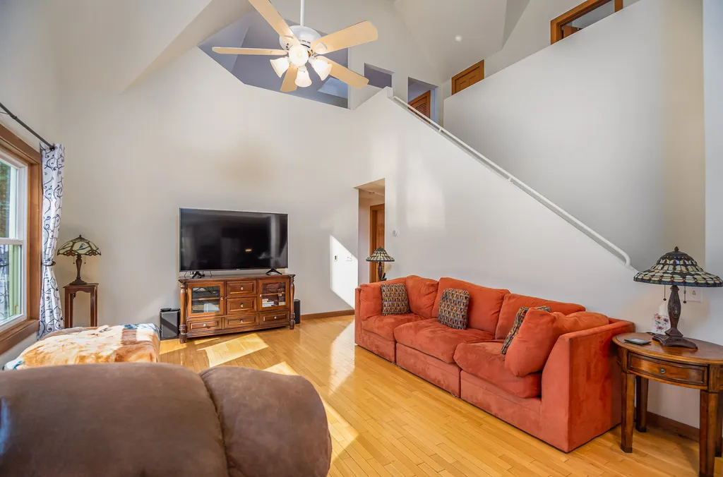 6 Homestead Lane Dover NH 03820