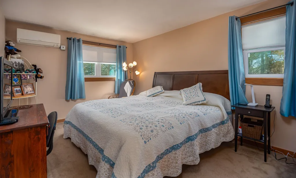 6 Homestead Lane Dover NH 03820