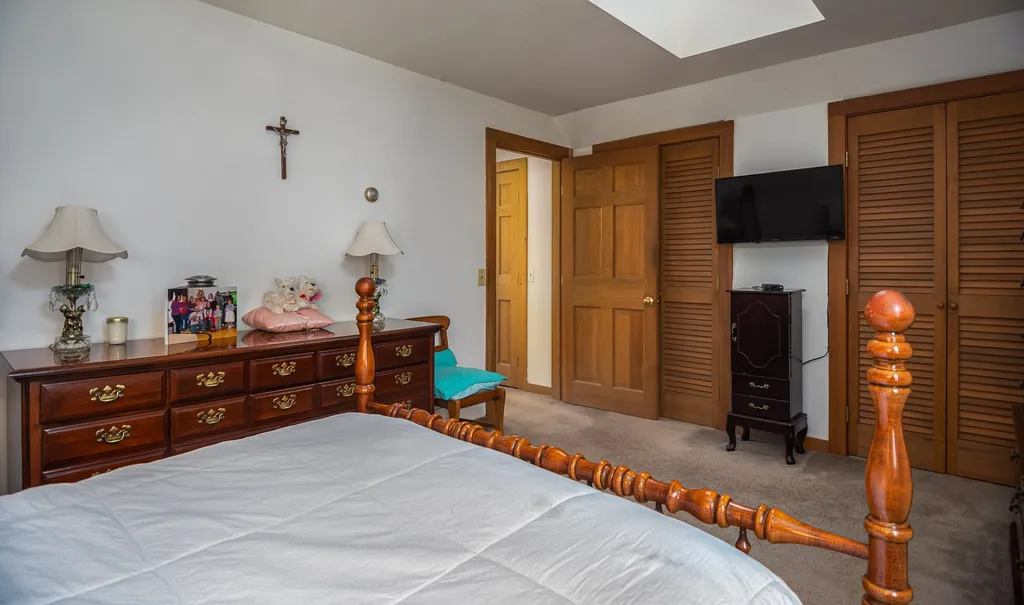 6 Homestead Lane Dover NH 03820