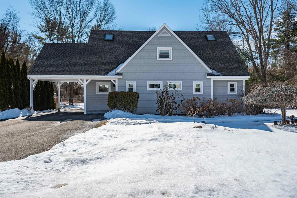 6 Homestead Lane Dover NH 03820