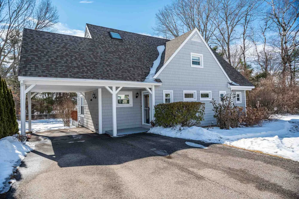 6 Homestead Lane Dover NH 03820