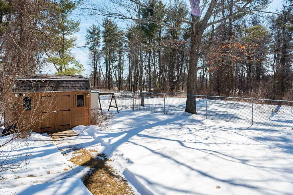 6 Homestead Lane Dover NH 03820