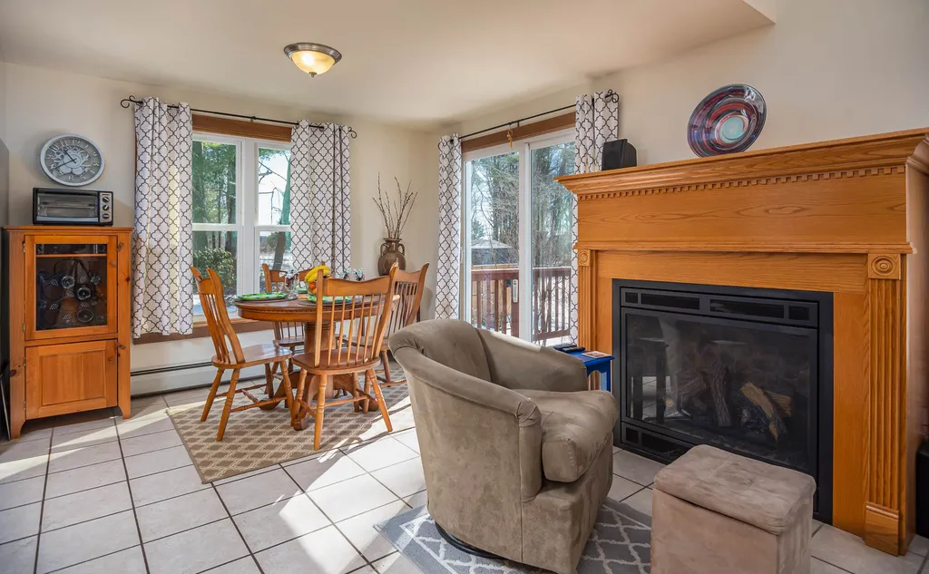 6 Homestead Lane Dover NH 03820