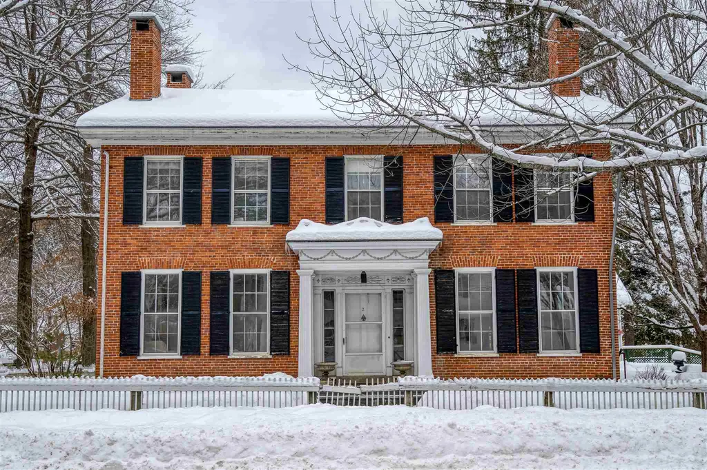 2 Pleasant Street Woodstock VT 05091