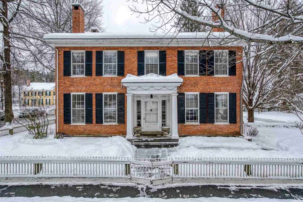 2 Pleasant Street Woodstock VT 05091