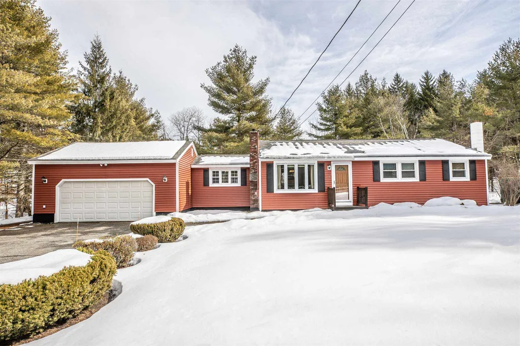 5 Glenside Drive Pelham NH 03076