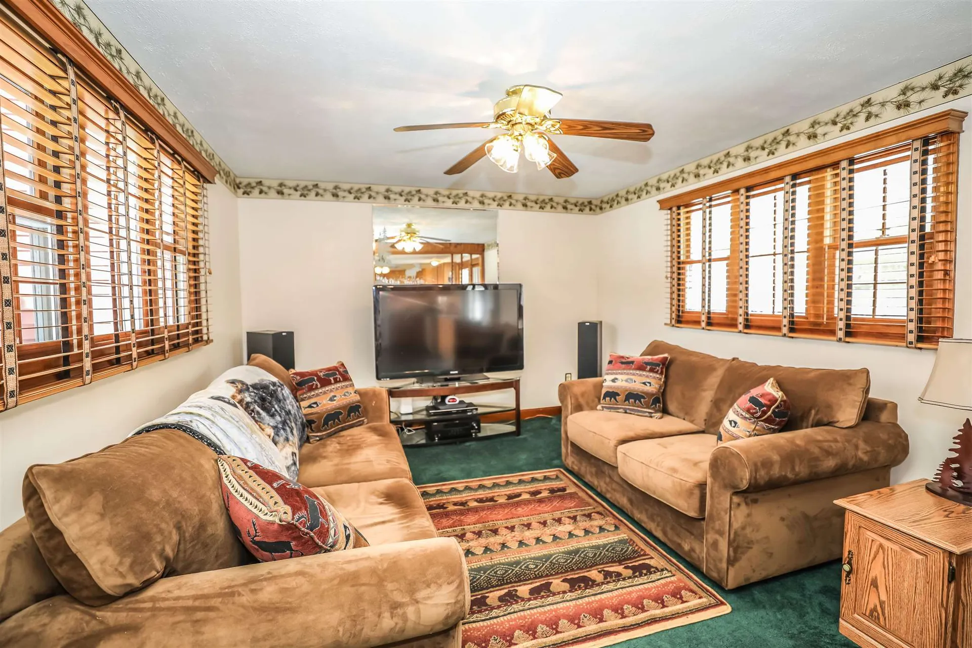 5 Glenside Drive Pelham NH 03076
